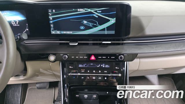 Kia Carnival 2023 — Фото 14/20