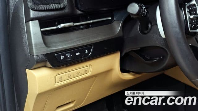 Kia Carnival 2021 — Şəkil 16/20