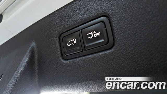 Kia Carnival 2021 — Şəkil 19/20