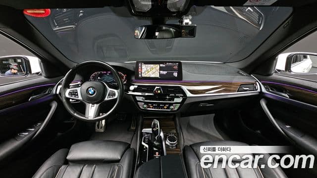 BMW 5 Series 2021 — Photo 3/20
