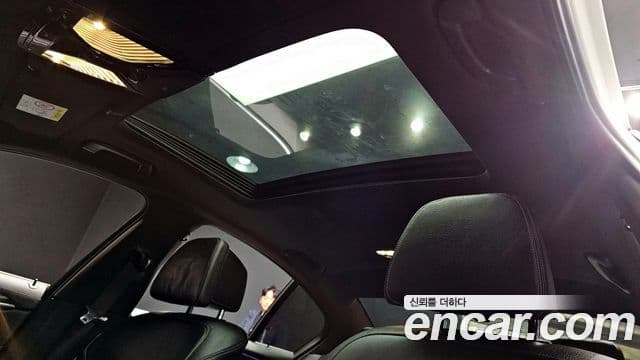 BMW 5 Series 2021 — Photo 7/20