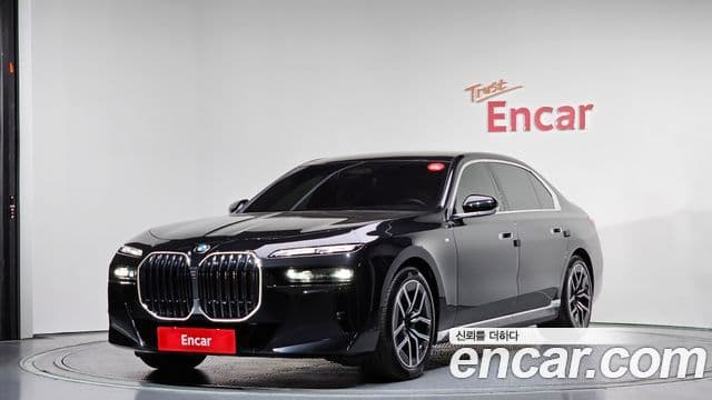BMW 7 Series 2024 — Şəkil 1/20
