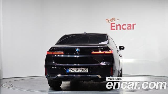BMW 7 Series 2024 — Şəkil 4/20