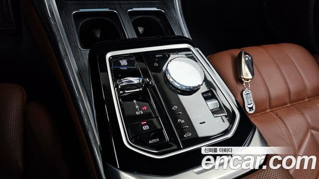BMW 7 Series 2024 — Şəkil 9/20