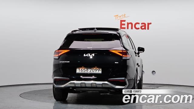 Kia Sportage 2021 — Фото 4/20