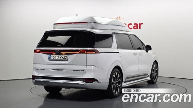 Kia Carnival 2021 — ფოტო 2/20