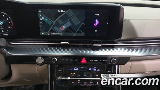 Kia Carnival 2021 — ფოტო 14/20