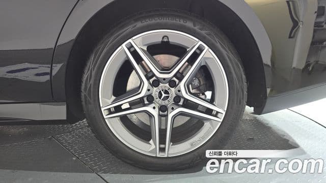 Mercedes-Benz CLA-Class 2024 — Photo 4/29