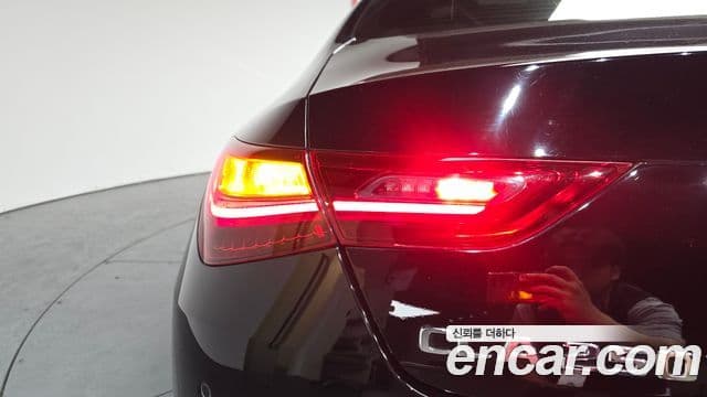 Mercedes-Benz CLA-Class 2024 — Photo 28/29