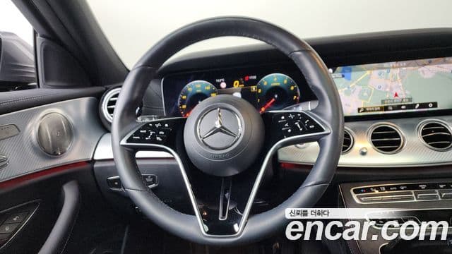 Mercedes-Benz E-Class 2021 — ფოტო 12/20