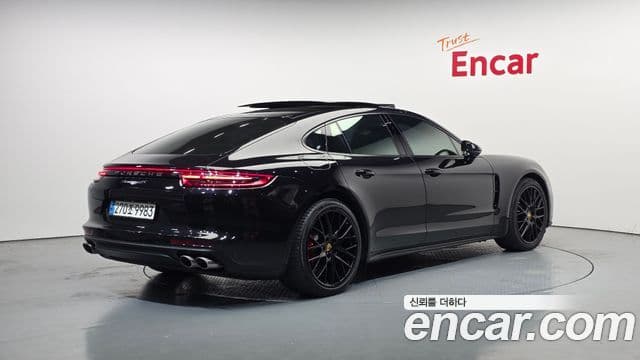 Porsche Panamera 2018 — Şəkil 2/20