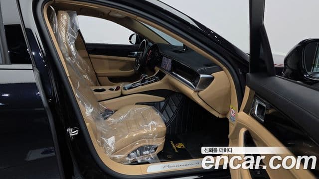 Porsche Panamera 2018 — Şəkil 11/20