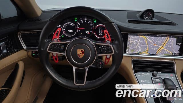 Porsche Panamera 2018 — Şəkil 13/20