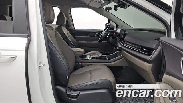 Kia Carnival 2024 — ფოტო 11/20