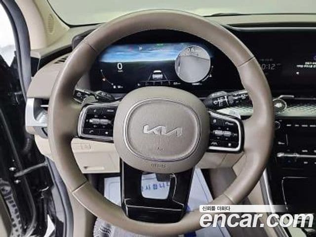 Kia Carnival 2020 — Фото 7/20