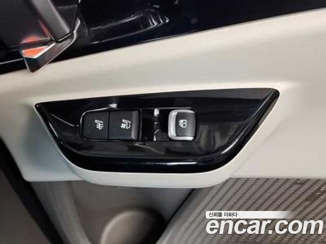 Kia Carnival 2020 — Фото 13/20