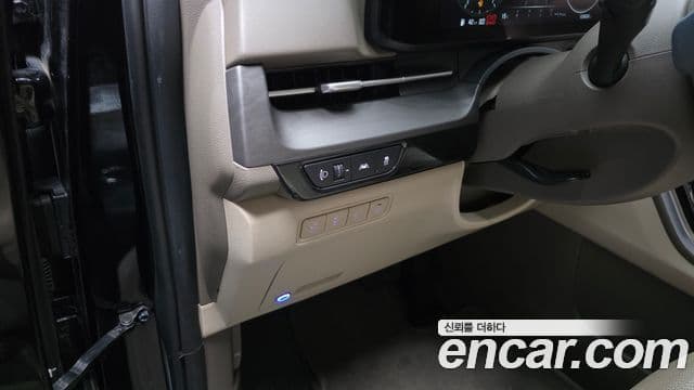 Kia Carnival 2023 — Şəkil 14/20