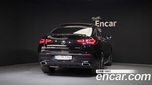 Mercedes-Benz GLE-Class 2022 — ფოტო 4/20