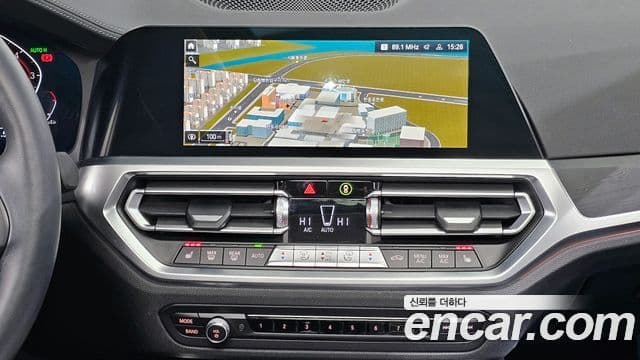 BMW 3 Series 2021 — ფოტო 19/20