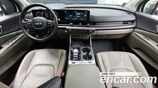 Kia Carnival 2024 — ფოტო 7/20