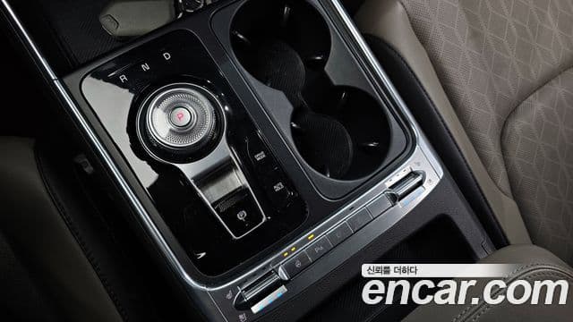 Kia Carnival 2024 — ფოტო 9/20