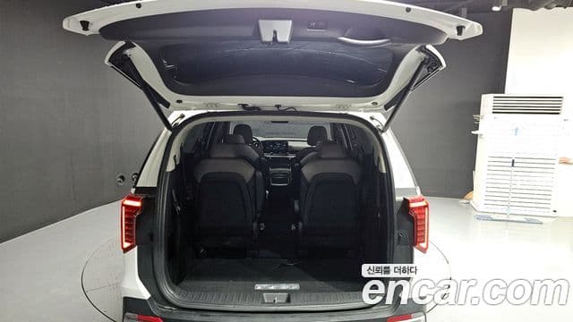 Kia Carnival 2024 — ფოტო 20/20