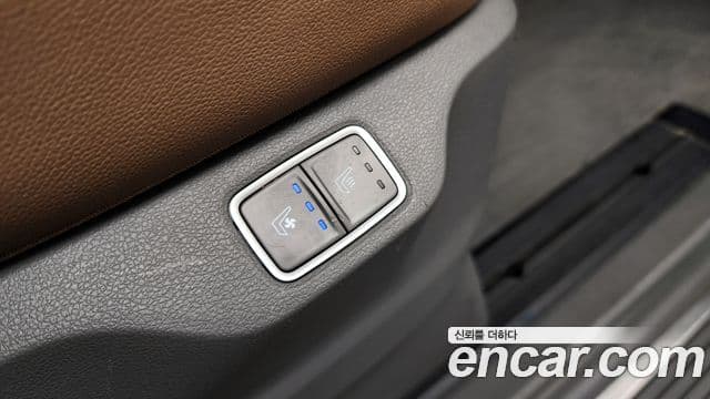 Hyundai Staria 2022 — Şəkil 19/20