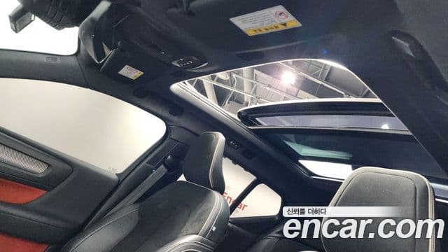 Volvo XC40 2018 — Şəkil 17/20