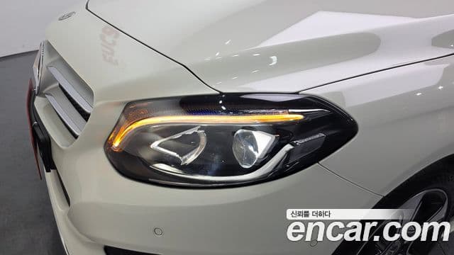 Mercedes-Benz B-Class 2018 — Photo 5/30