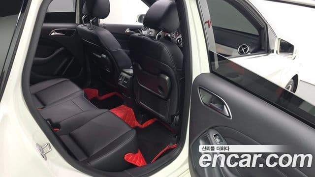 Mercedes-Benz B-Class 2018 — Photo 26/30