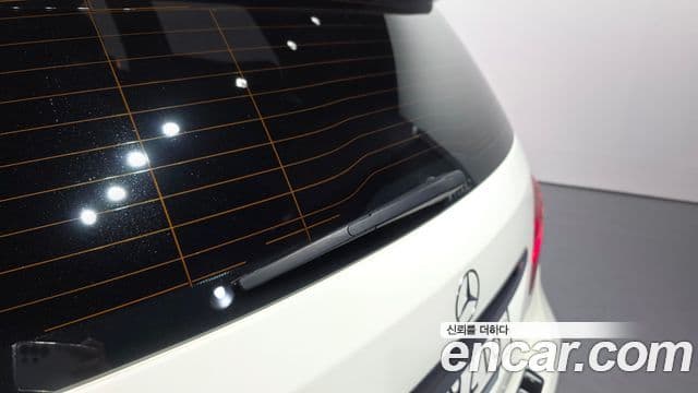 Mercedes-Benz B-Class 2018 — Photo 11/30