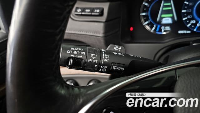 Cadillac Escalade 2020 — Photo 15/34