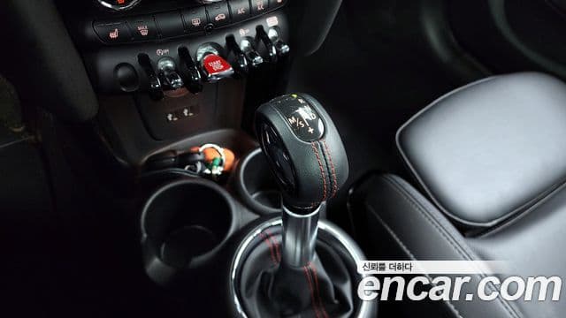 Mini Cooper S 2019 — Şəkil 9/20