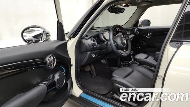 Mini Cooper S 2019 — Şəkil 10/20
