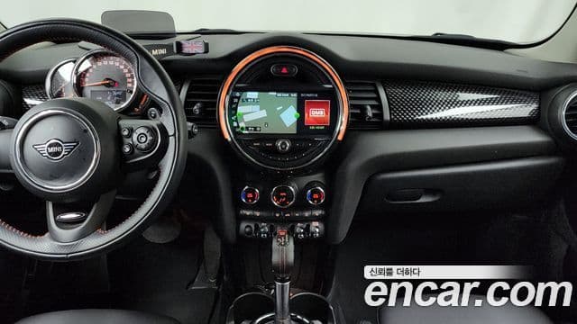 Mini Cooper S 2019 — Şəkil 14/20