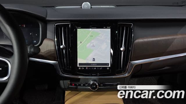 Volvo S90 2023 — Фото 14/20
