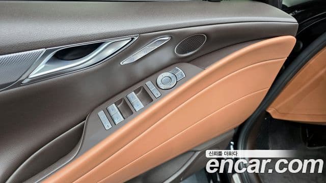 Genesis G80 2023 — Photo 13/30