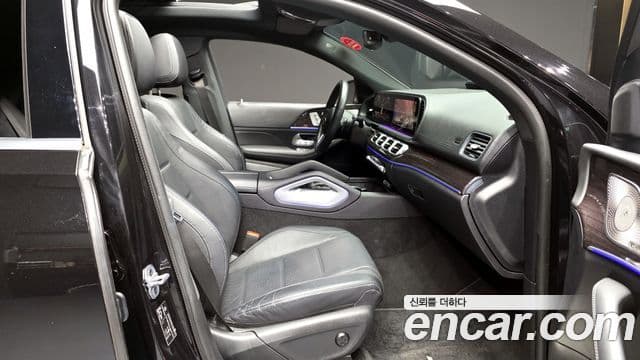 Mercedes-Benz GLE-Class 2021 — ფოტო 11/20