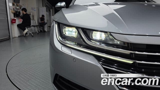 Volkswagen Arteon 2020 — ფოტო 28/34