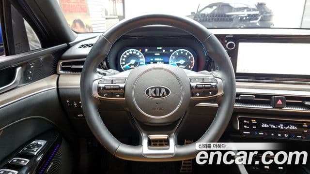 Kia K5 2020 — Şəkil 13/20