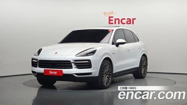 Porsche Cayenne 2023 — Şəkil 1/20
