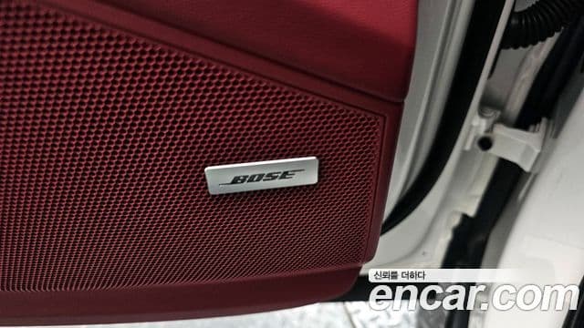 Porsche Cayenne 2023 — Photo 24/32