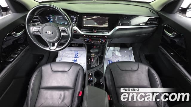 Kia Niro 2019 — Фото 7/20