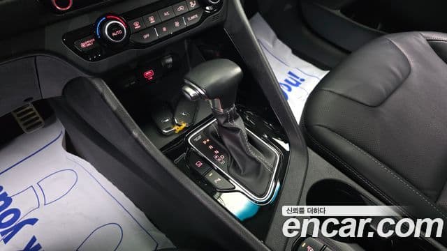 Kia Niro 2019 — Фото 9/20