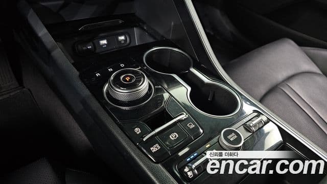 Kia K5 2021 — ფოტო 9/20