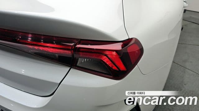 Kia K5 2021 — ფოტო 3/30
