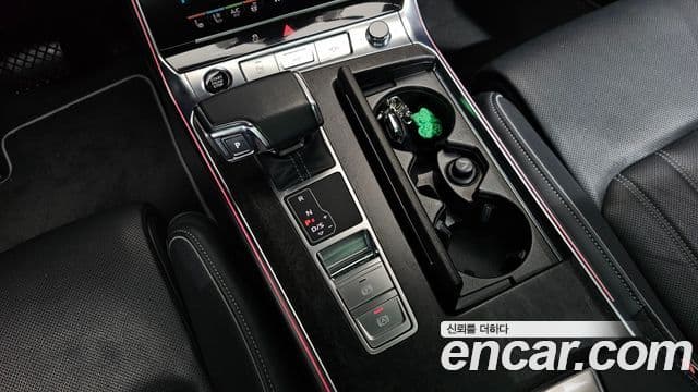 Audi A7 2021 — ფოტო 9/20