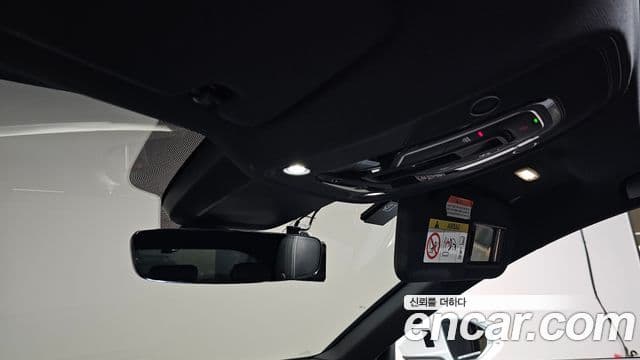Audi A7 2021 — Şəkil 26/32