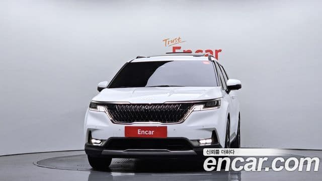 Kia Carnival 2023 — ფოტო 3/20