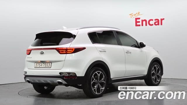 Kia Sportage The Bold 2021 — Фото 2/20